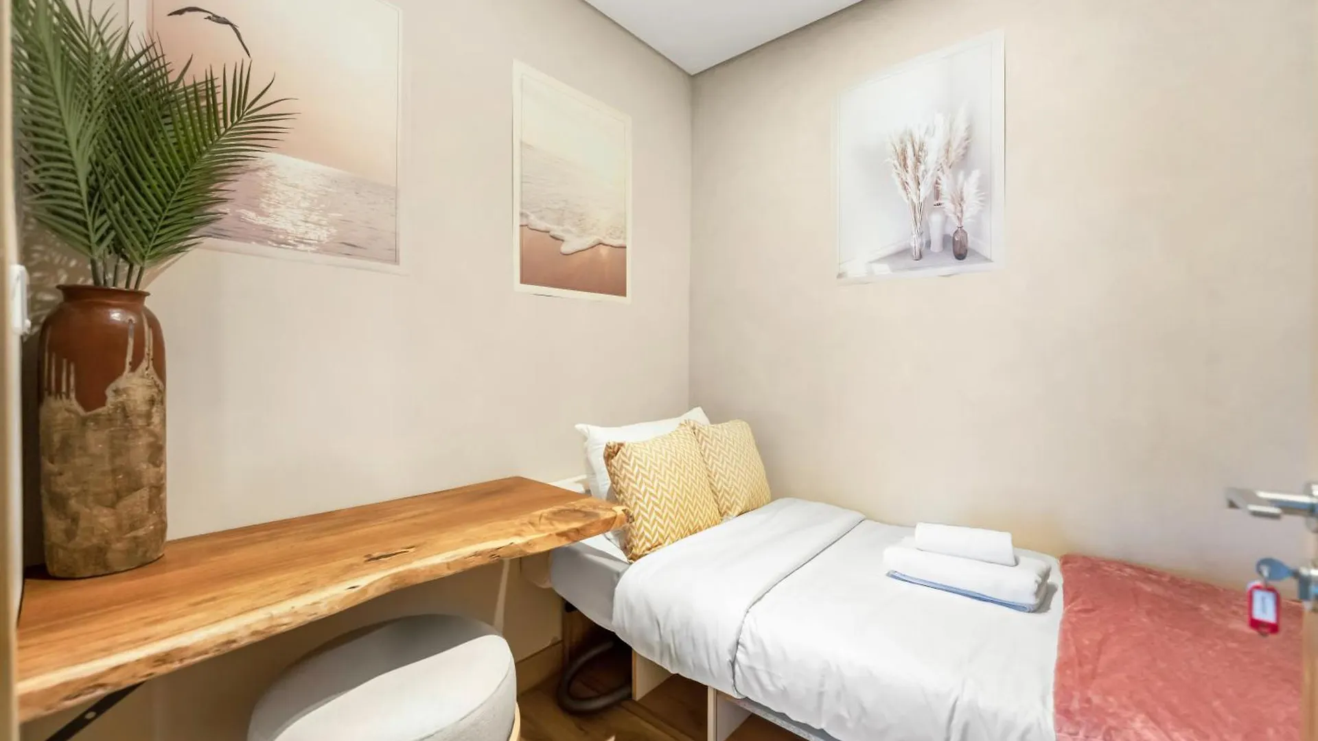 Luxurious 4Bdr Apt With Ocean Views In Jbr, Bluewaters Dubai