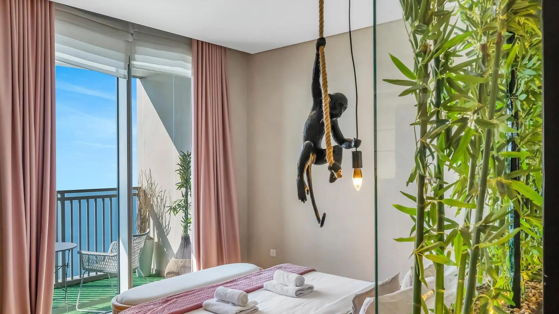 Luxurious 4Bdr Apt With Ocean Views In Jbr, Bluewaters Dubai