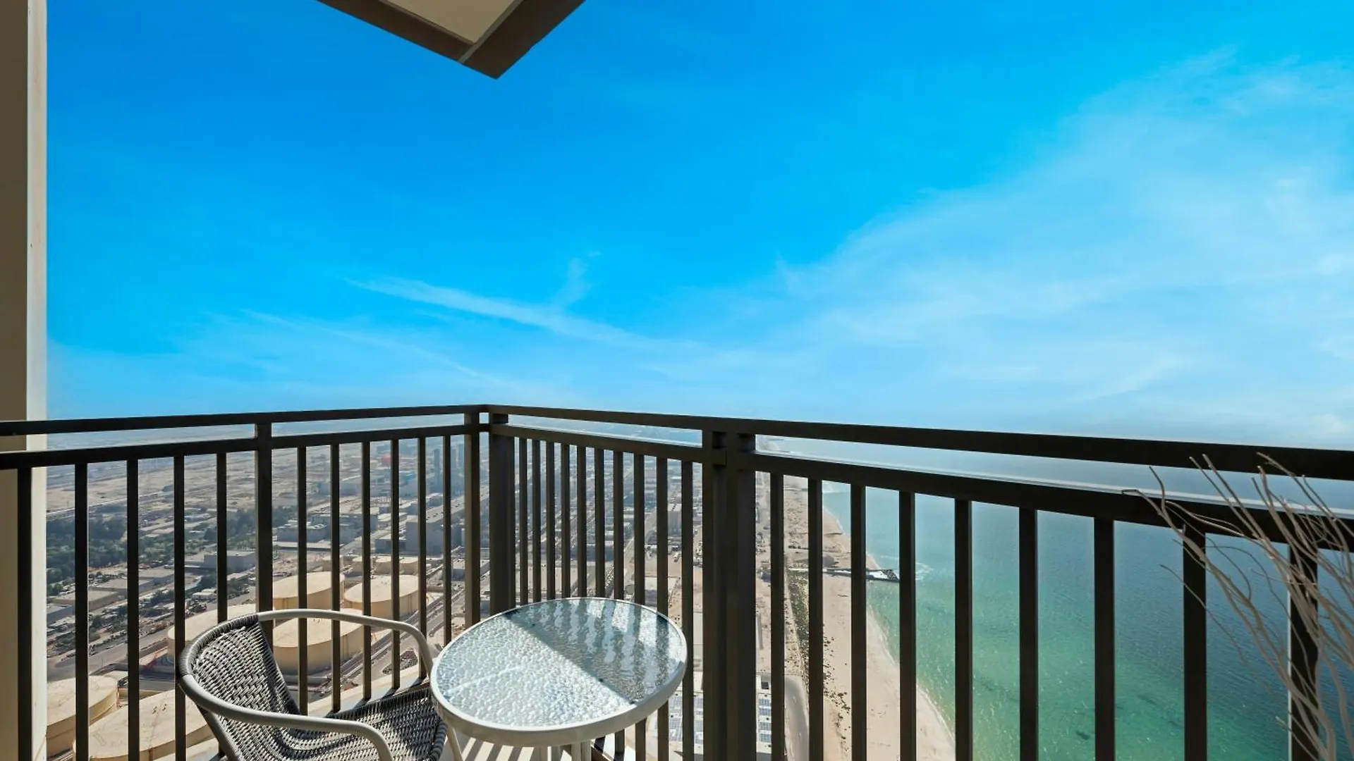 Luxurious 4Bdr Apt With Ocean Views In Jbr, Bluewaters Dubai 0*,