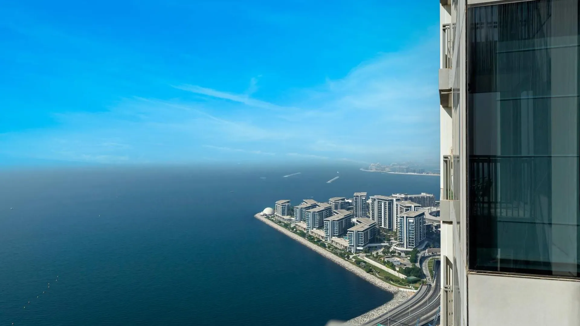 Luxurious 4Bdr Apt With Ocean Views In Jbr, Bluewaters Dubai