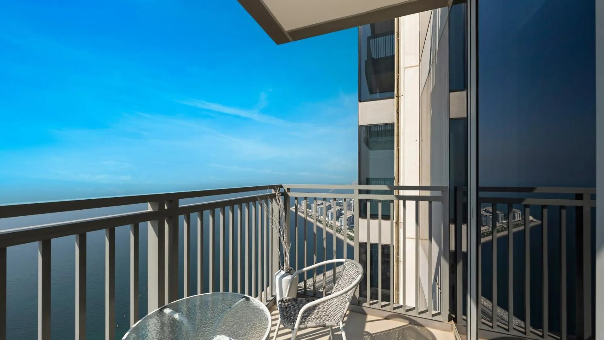 Apartment Luxurious 4Bdr Apt With Ocean Views In Jbr, Bluewaters Dubai