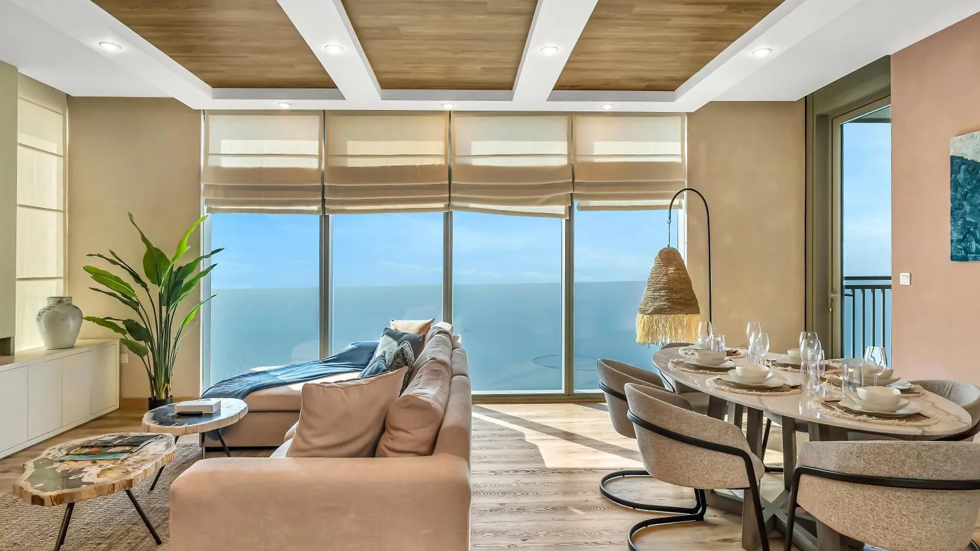 Luxurious 4Bdr Apt With Ocean Views In Jbr, Bluewaters Dubai