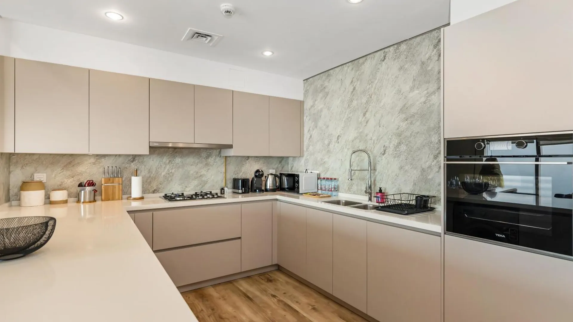 Luxurious 4Bdr Apt With Ocean Views In Jbr, Bluewaters Dubai Appartement